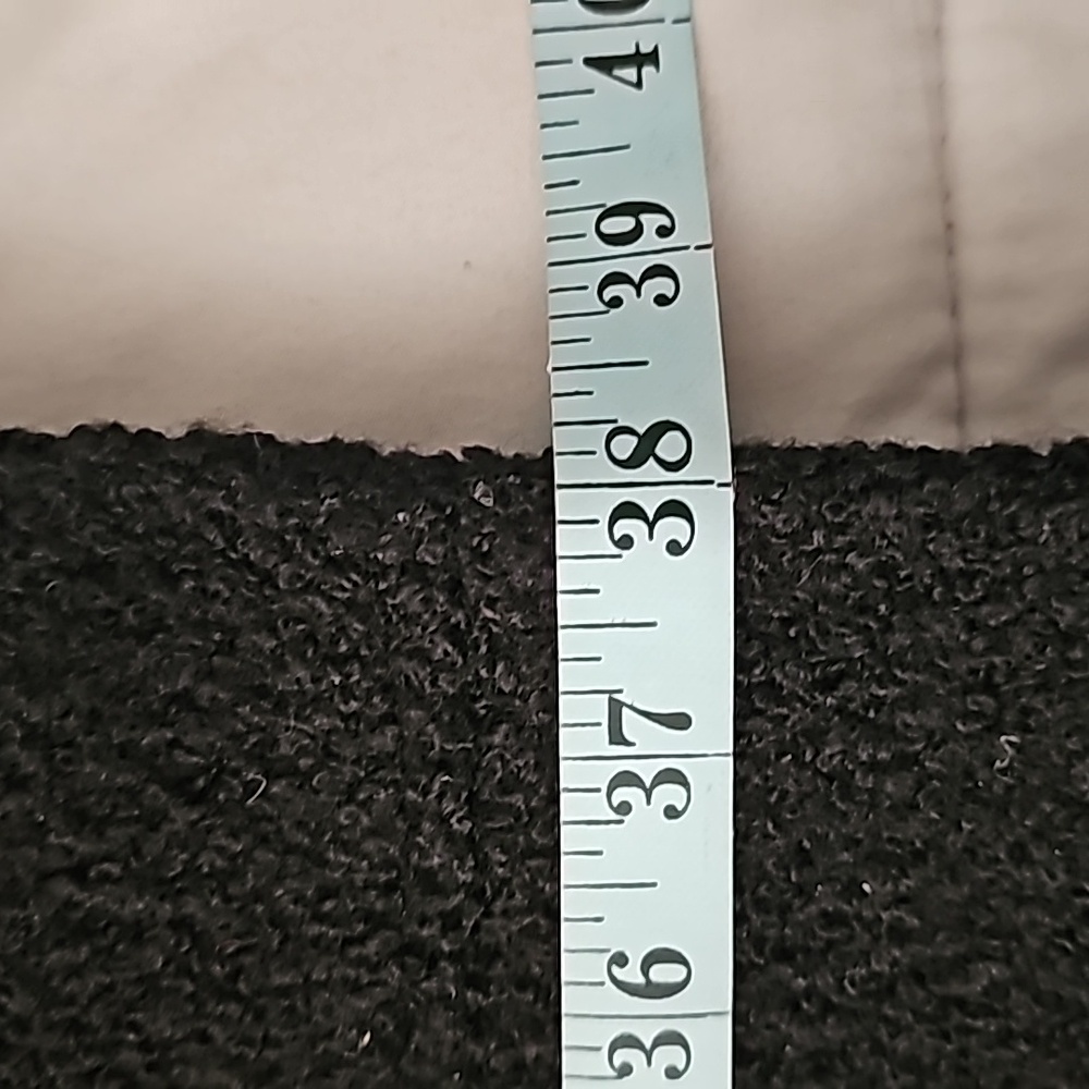 Winter Coat - Picture 9 of 10